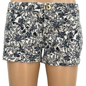 Vintage Floral Leaves Screen Print Pattern Navy Cream Denim Jean Shorts 4